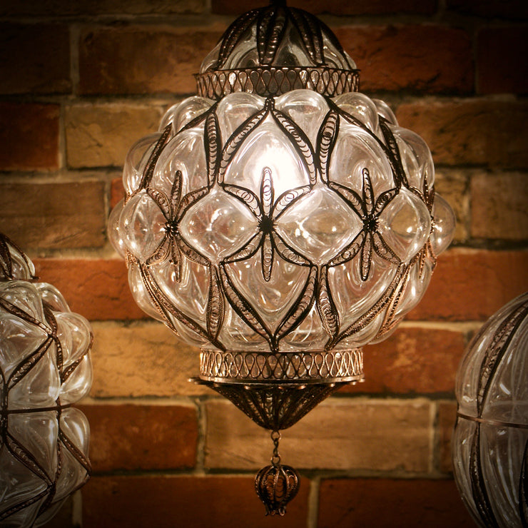 Hanging Glass Flower-Pattern Metal Frame