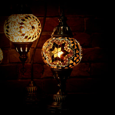 Mosaic Table Lamp in Amber